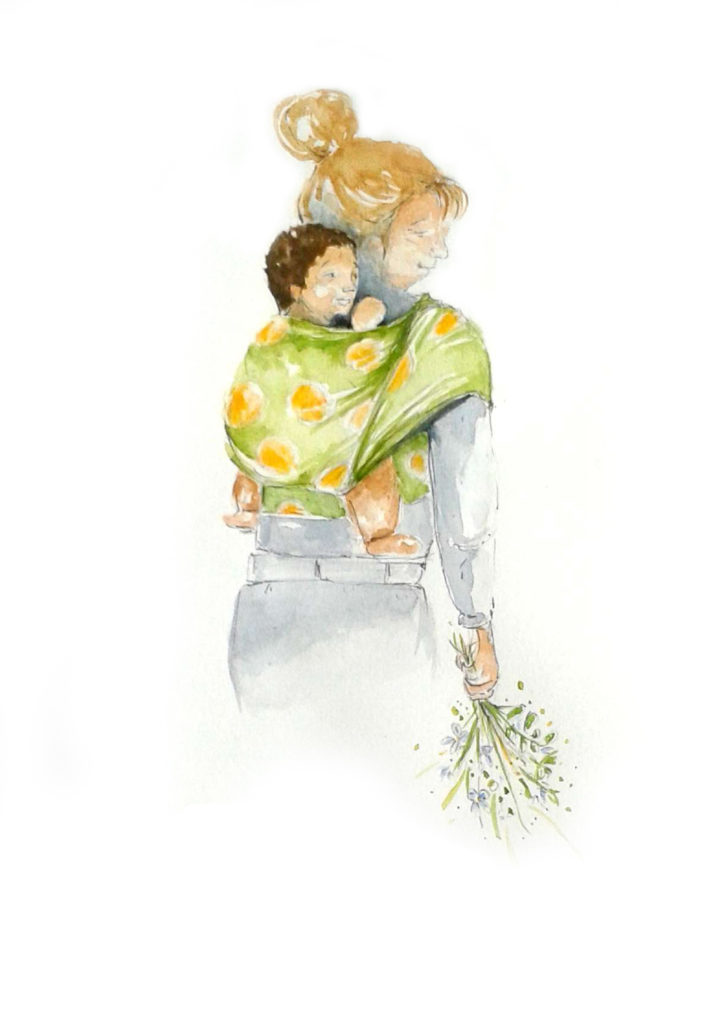 Maman avec son bébé sur le dos